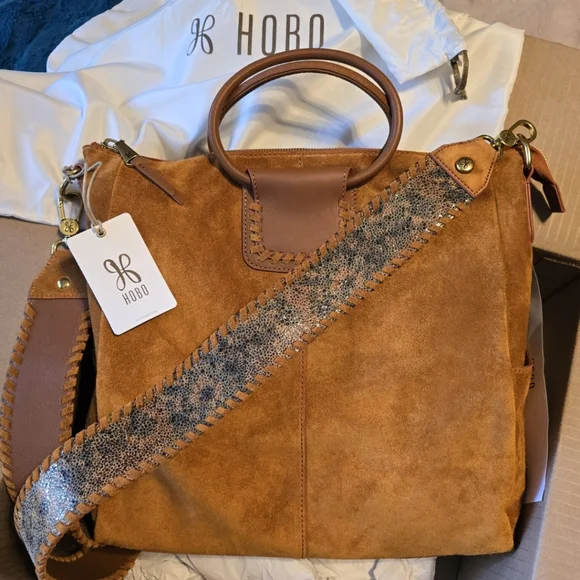 NEW WITH TAG Hobo Bag Sheila Large Sachel In Tan Suede Leather With Gutar Strap - Picture 4 of 10